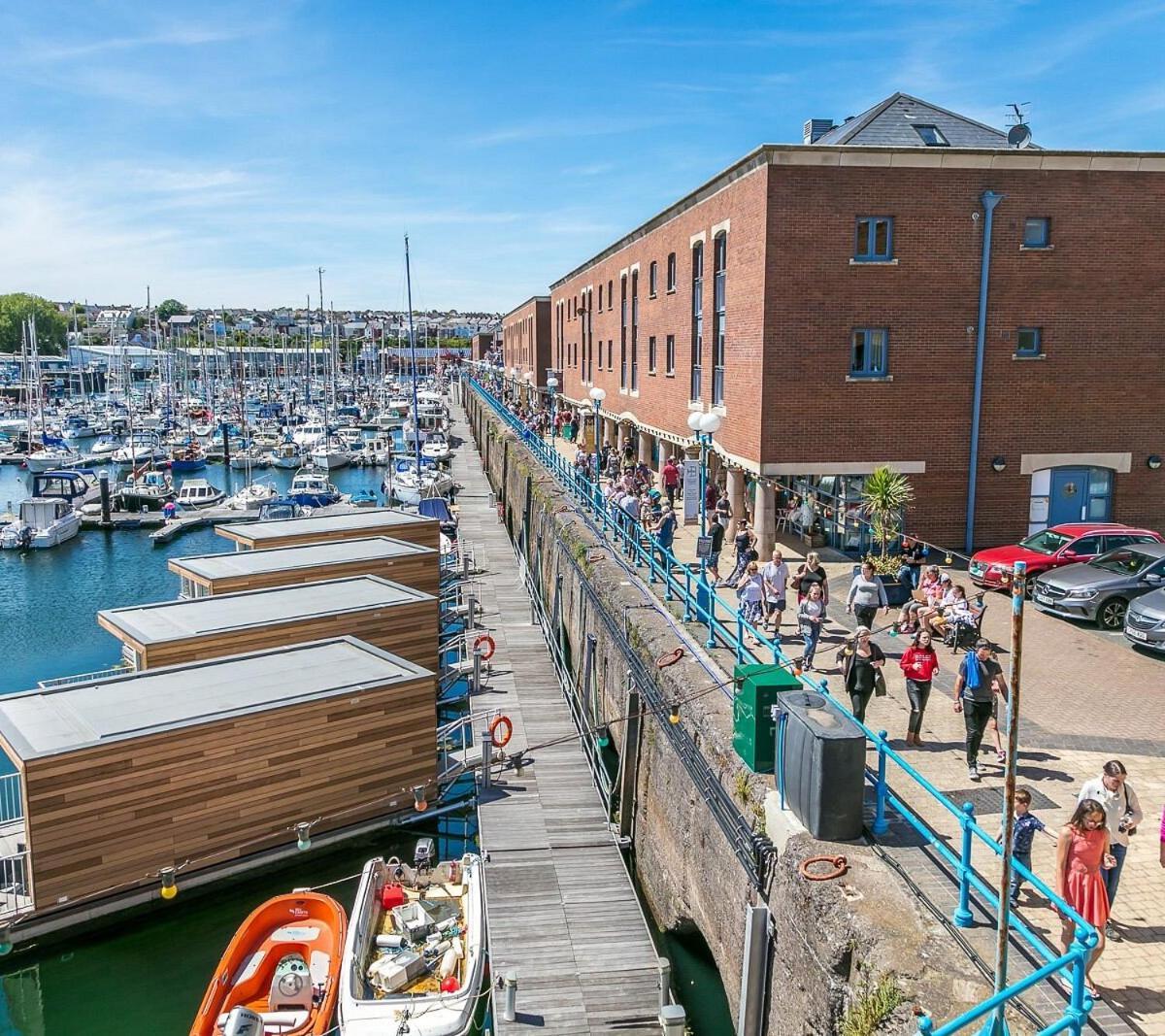 Sea View Luxury 5 Star Cottage Near Milford Marina Milford Haven Exterior photo